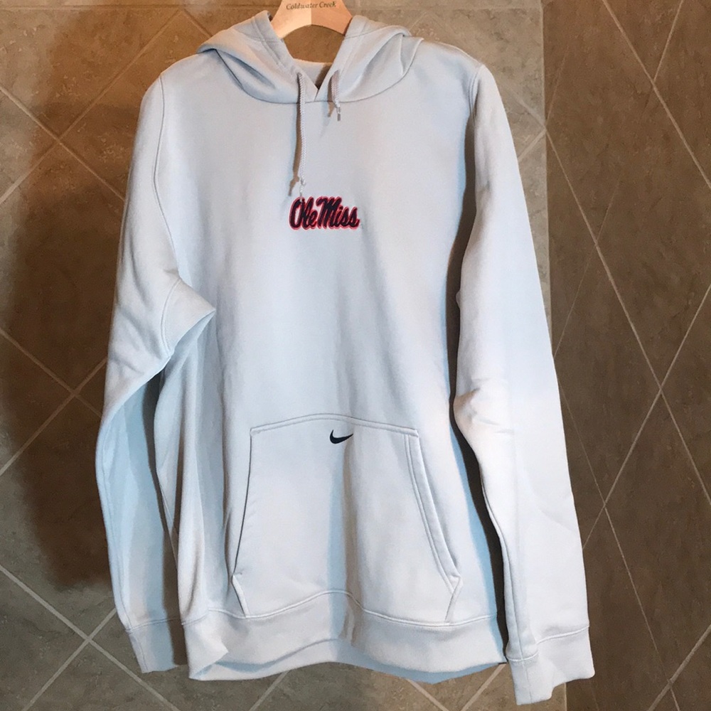 Ole Miss Nike Therma-Fit Hoodie. Size XL